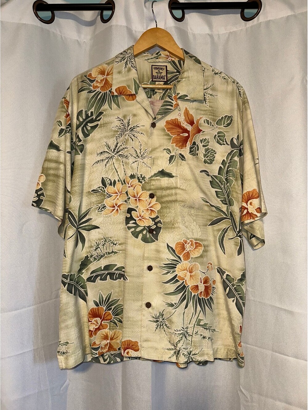 VTG Tommy Bahama Men's Silk Hawaiian Button-Up Shirt L